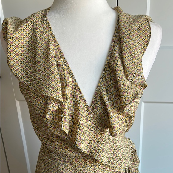 Max Studio Yellow Heart Ruffle Midi Wrap Sleeveless Dress | Medium - Picture 3 of 8